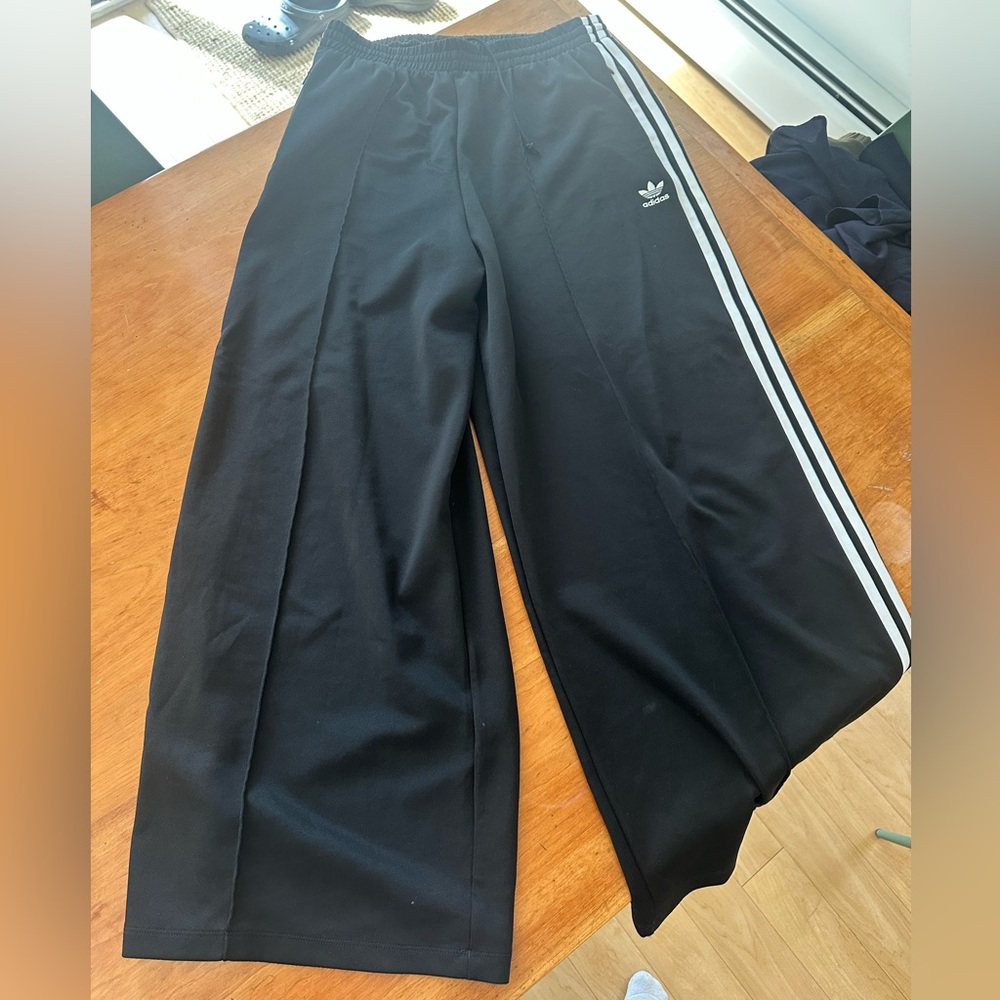 adidas Originals Women's Adicolor Classics Wide Leg Pants